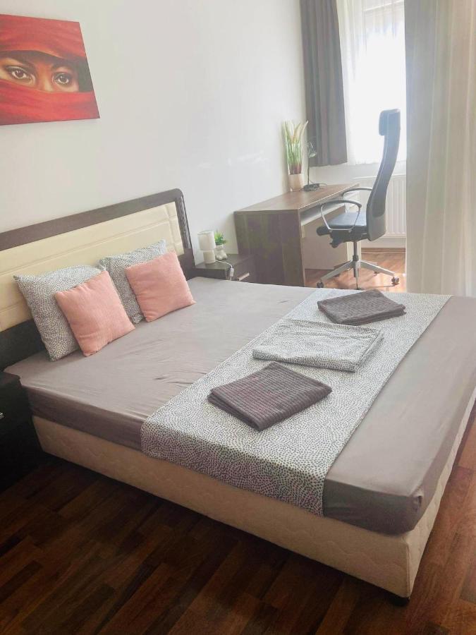 Corvin Boutique Apartment Parking In The Plaza Budapest Kültér fotó